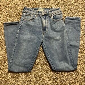Abercrombie medium wash